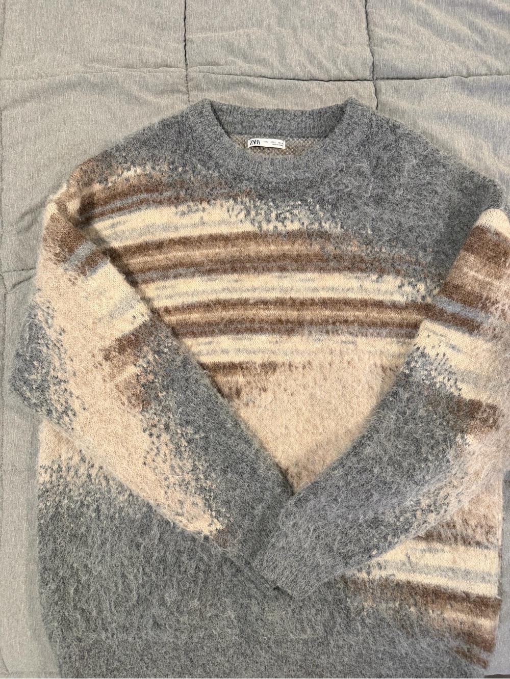 Zara Men Grey, Beige and Brown Striped Fuzzy Crewneck Sweater